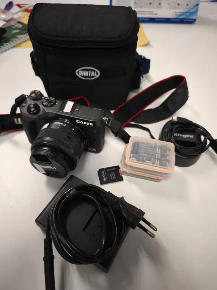 Canon EOS M6 Kit 15-45mm P26110136 Black (Mark I)