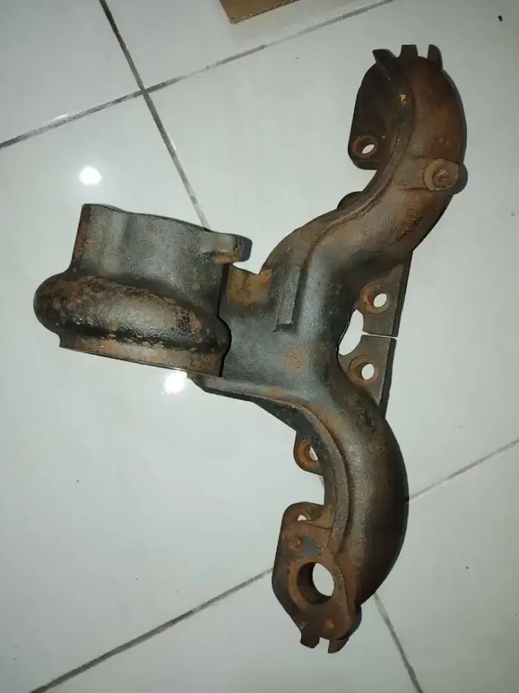 Manifold ex elf nkr71