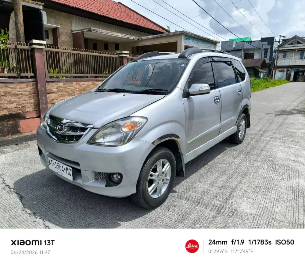 Daihatsu xenia Xi Family 1300 cc 2010