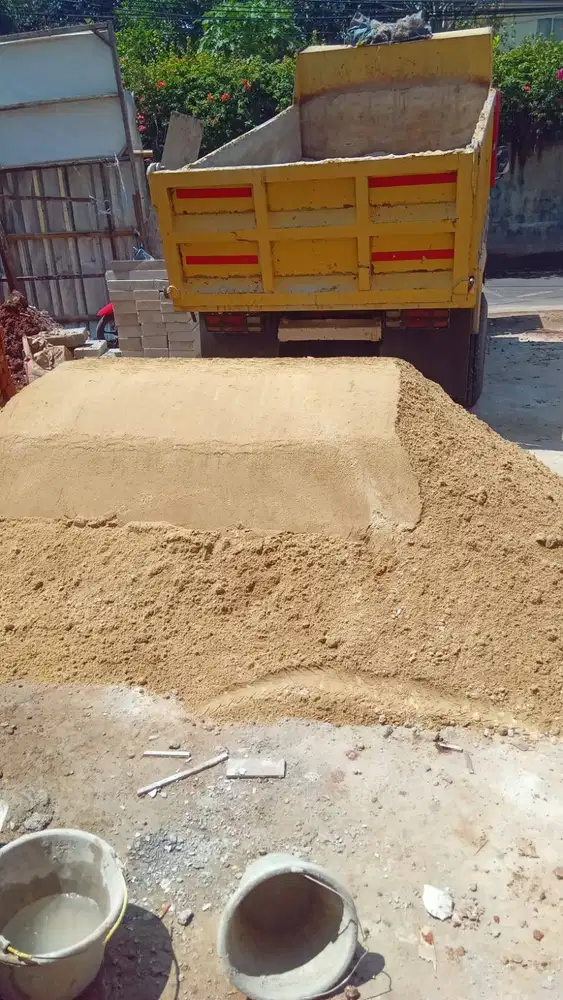 PASIR RANGKAS MUATAN +/- 5 METER KUBIK KHUSUS JABODETABEK
