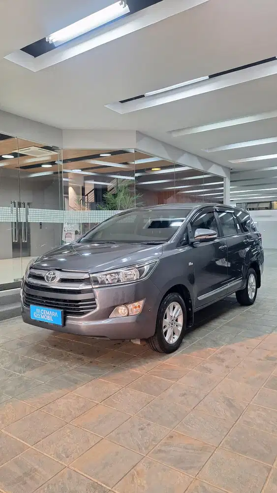 Toyota Kijang Innova V 2017