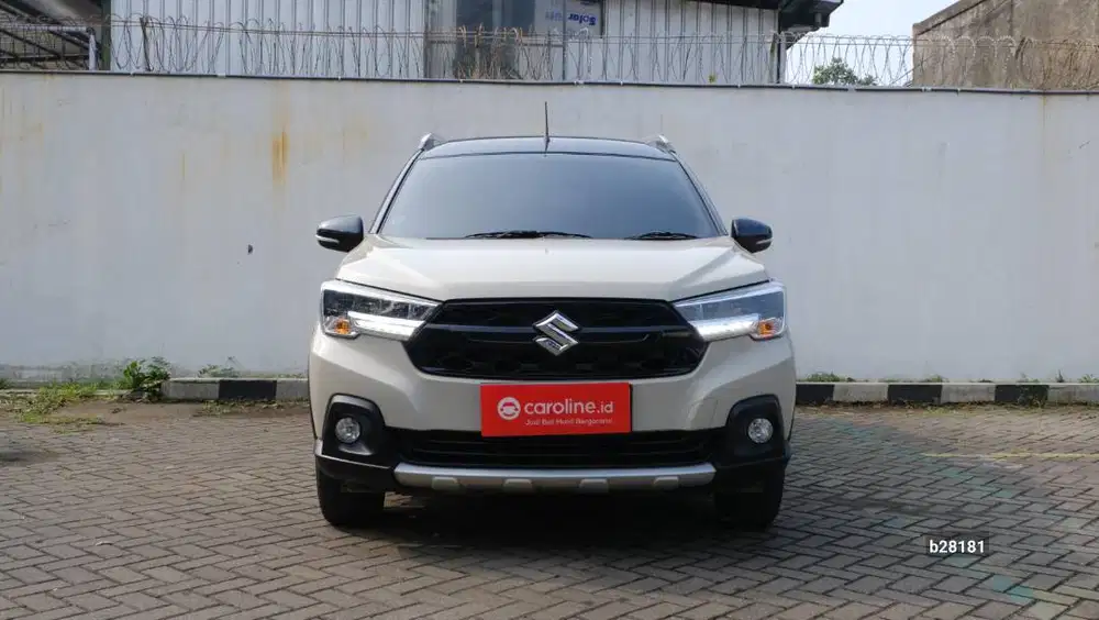SUZUKI XL7 ALPHA HYBRID 1.5 AT 2024 COKLAT