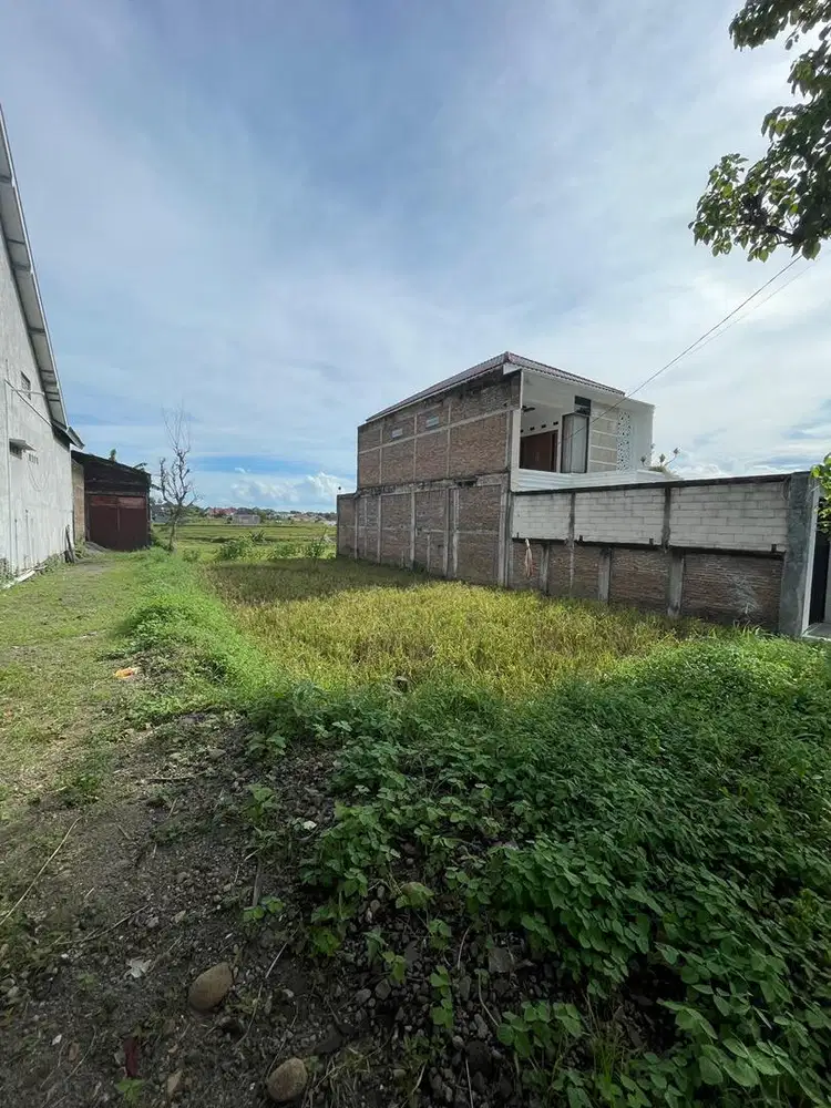 DijuaL tanah Stategis Hook