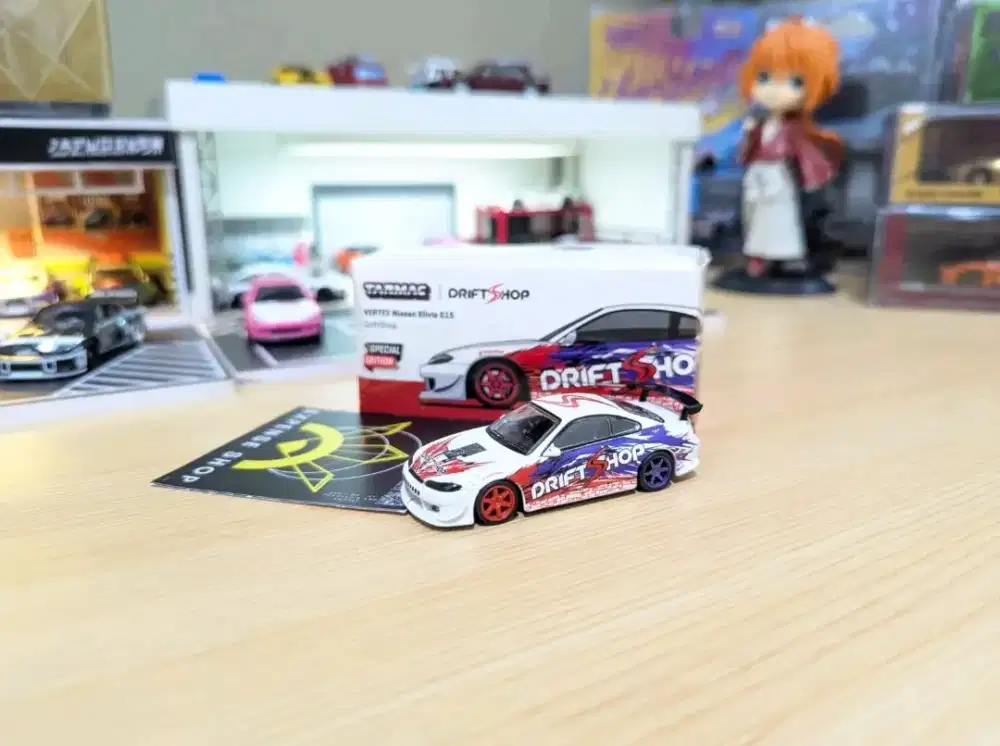 Tarmac Works Vertex Nissan Silvia S15 Drift shop edition