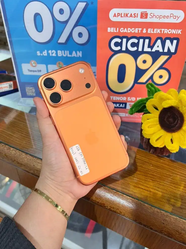 iPhone 17 Pro 256gb Cosmic Orange, Second Resmi, Garansi On.