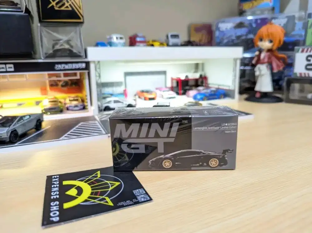 MiniGT 1087 Lamborghini Aventador LB Works Matte Black