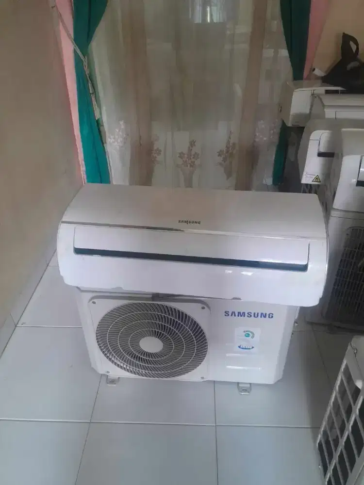 Ready ac 1/2 PK sampai 2 pk kondisi kinyis kinyis gres dan garansi