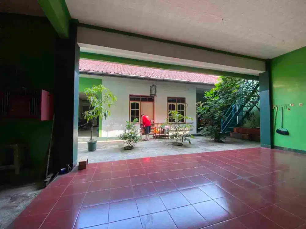 Rumah Cisaranten indah strategis alternatif Menuju soekarno hatta