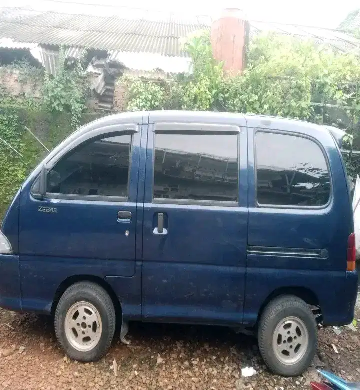 Daihatsu Espass 2001 Bensin