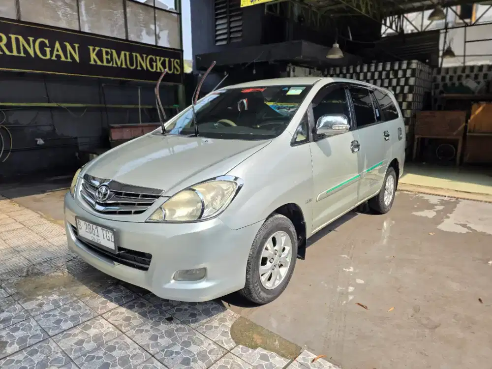 TOYOTA INNOVA G MT 2010 ISTIMEWA
