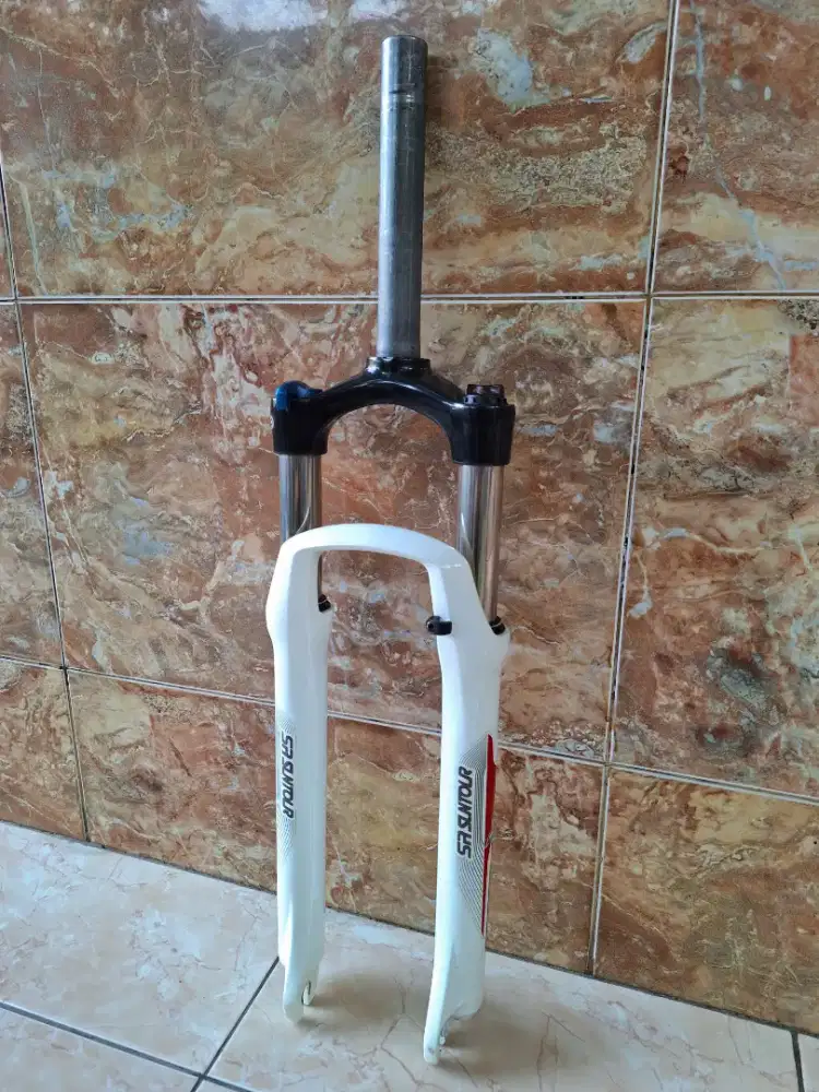 Fork sr suntour xcr 26