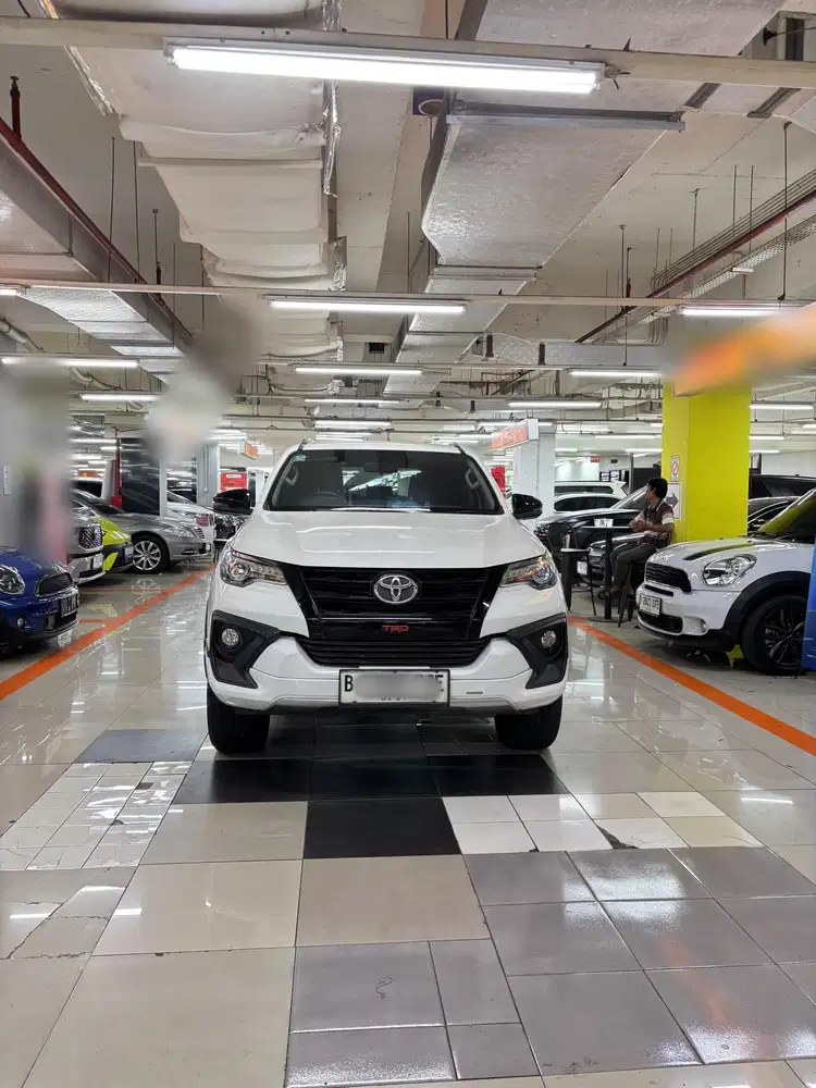 Toyota Fortuner 2.4 Vrz Trd Sportivo 2018 DP 15JT