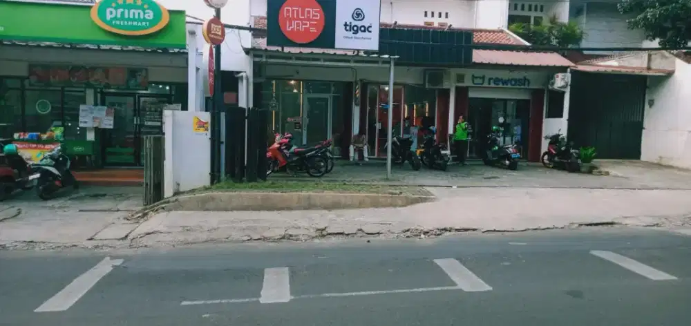 DISEWAKAN TOKO LOKASI DUREN TIGA JAKARTA SELATAN