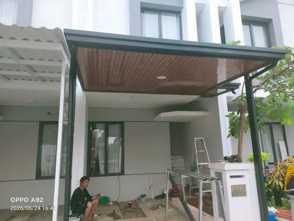 Kanopi besi hollo
