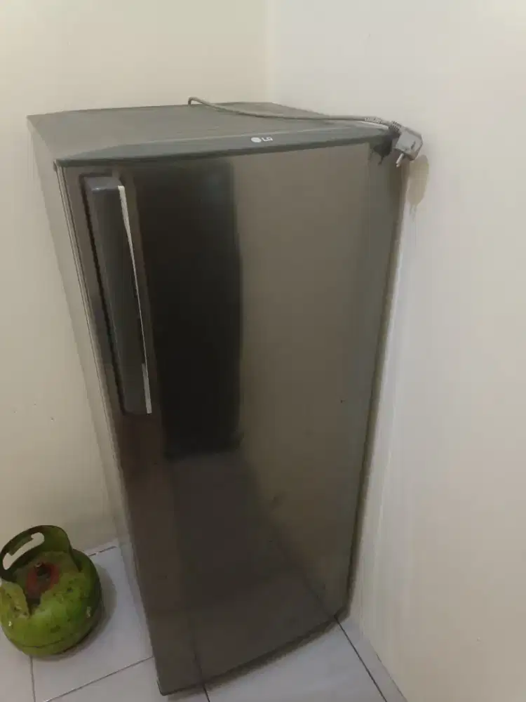 Di jual Frizer LG 1 pintu