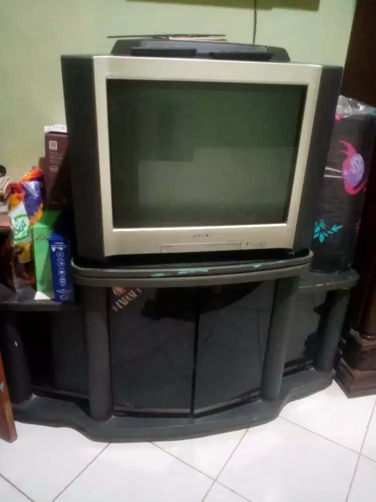 TV Sony_ weGa dan meja TV