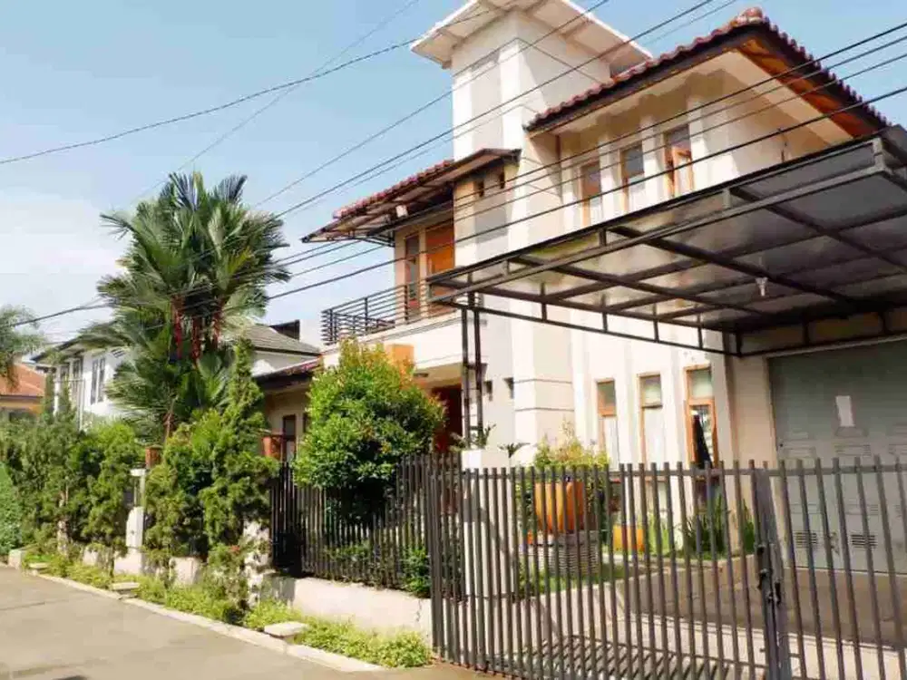 Dijual rumah Mewah Di Kiara sari Buahbatu Kiaracondong  Dekat Malll Avenue