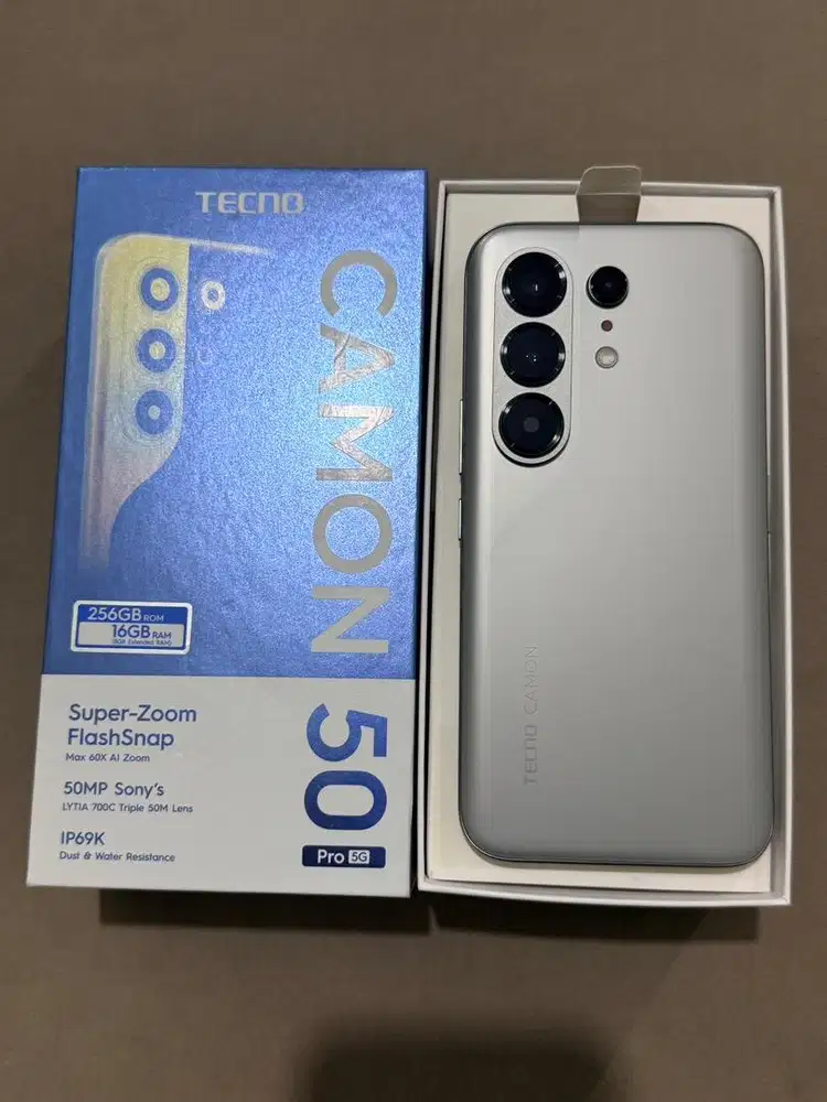 Tecno camon 50 Pro 5G 8/256 like new