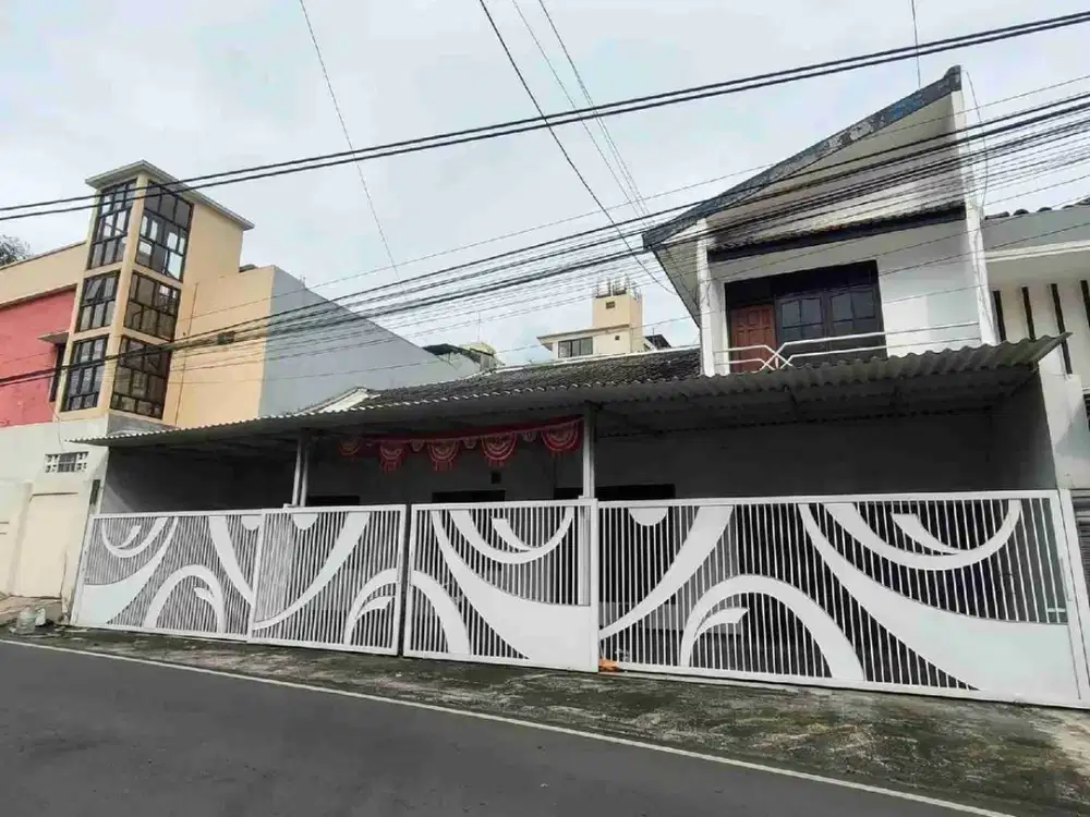RUMAH PLUS KOST2AN JALAN BENDUNGAN SIGURA GURA MALANG