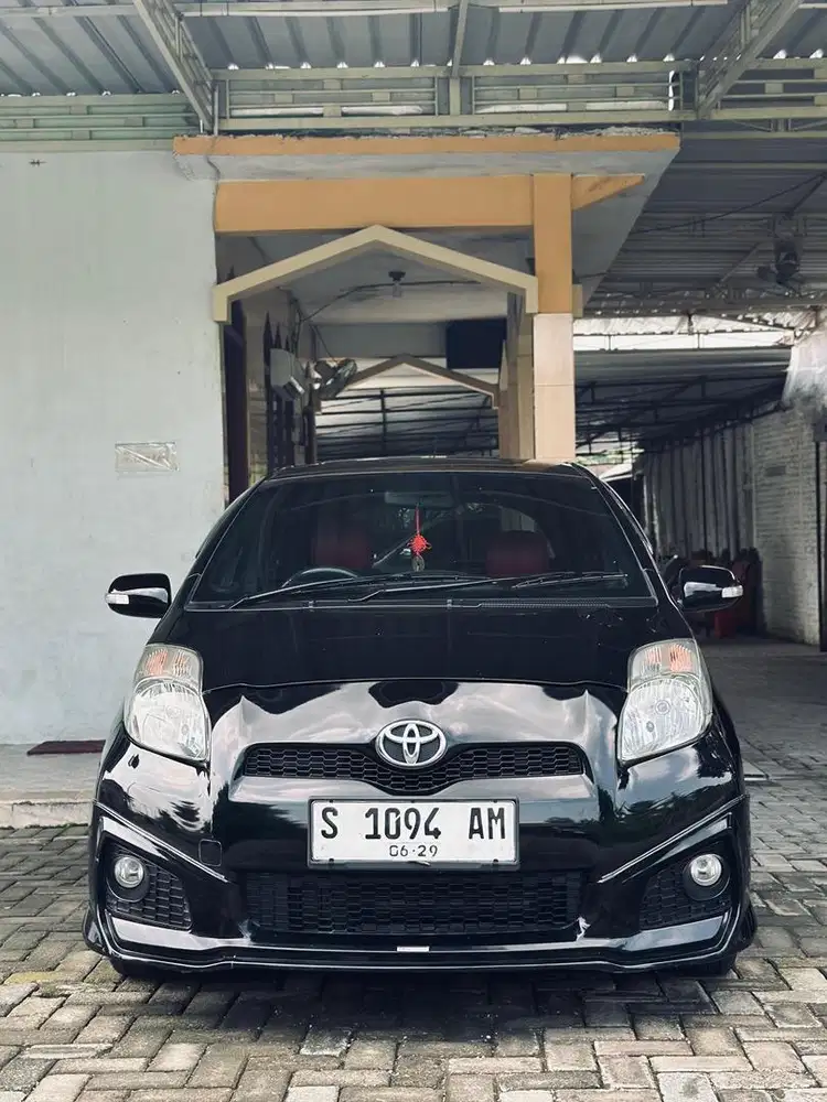 Toyota yaris trd 2012