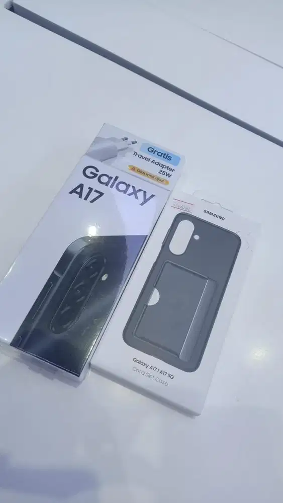 Samsung A17 8/256 black