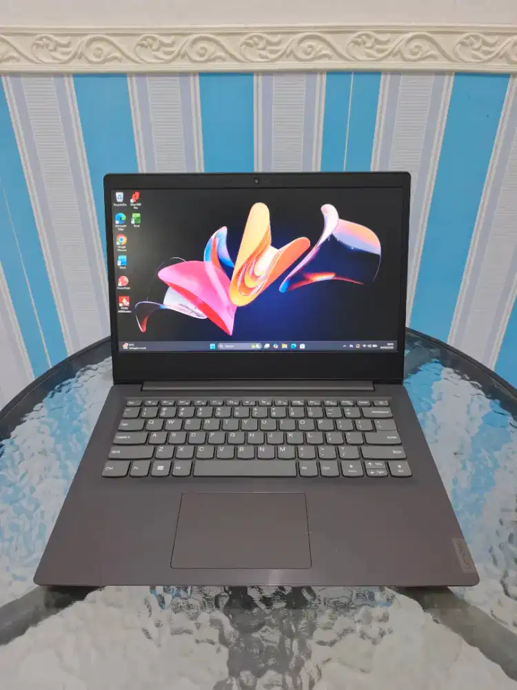 Jual Cepat Lenovo V14-IIL Tahun 2021 Core i5 Gen 10 Ram 8 SSD 512