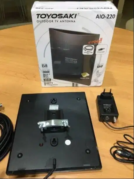 Antena TV Luar Dalam Indoor Outdoor Digital Analog Toyosaki AIO 220