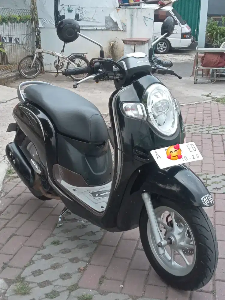 Honda Scoopy 2018 LENGKAP