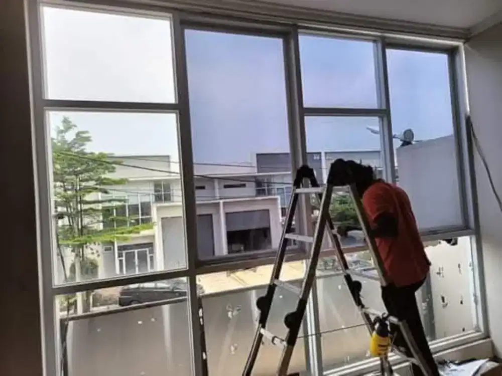 Jasa pemasangan sticker kaca film Rumah