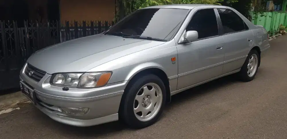 Dijual Camry grande 2002