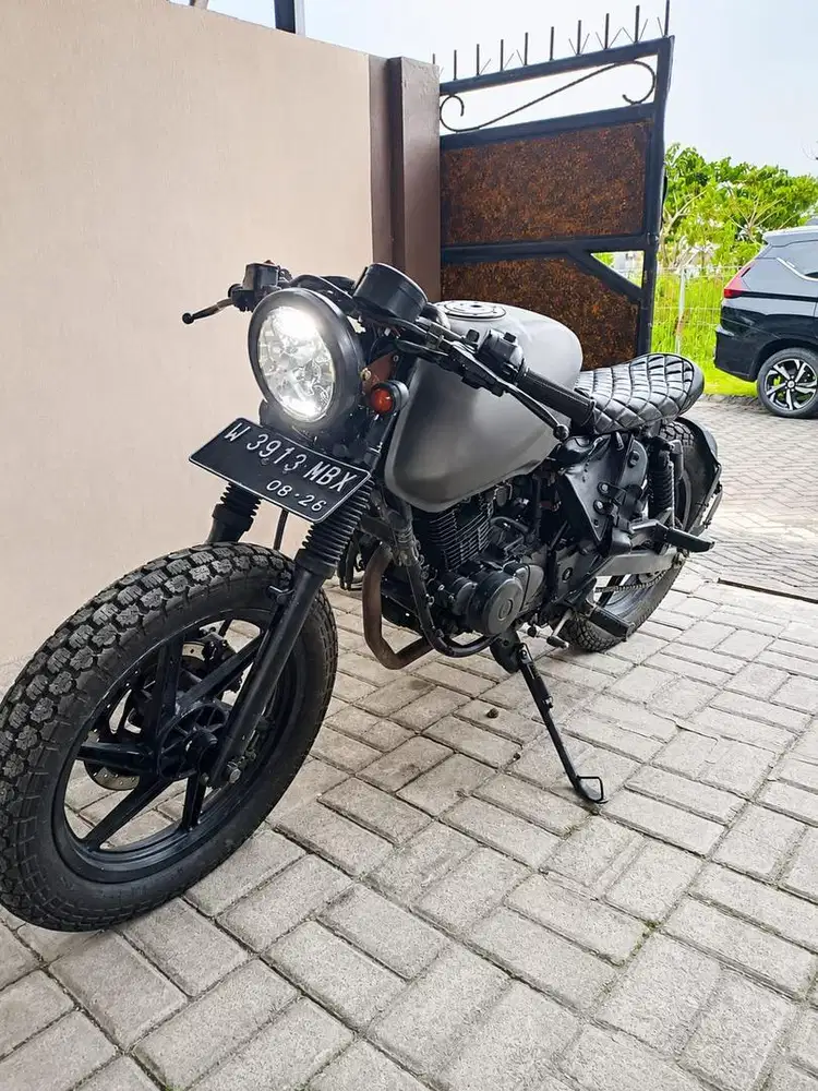 CUSTOM BAJAJ PULSAR 200cc