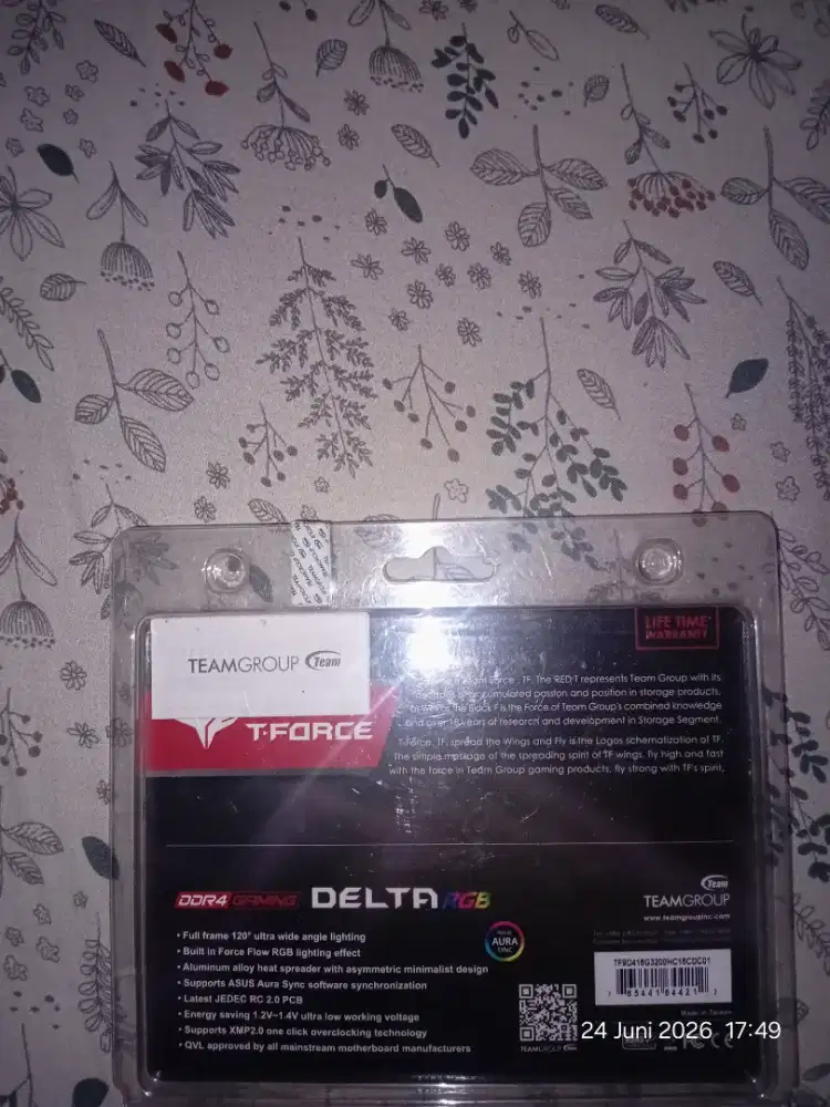 RAM TUF GAMING 16GB DDR4