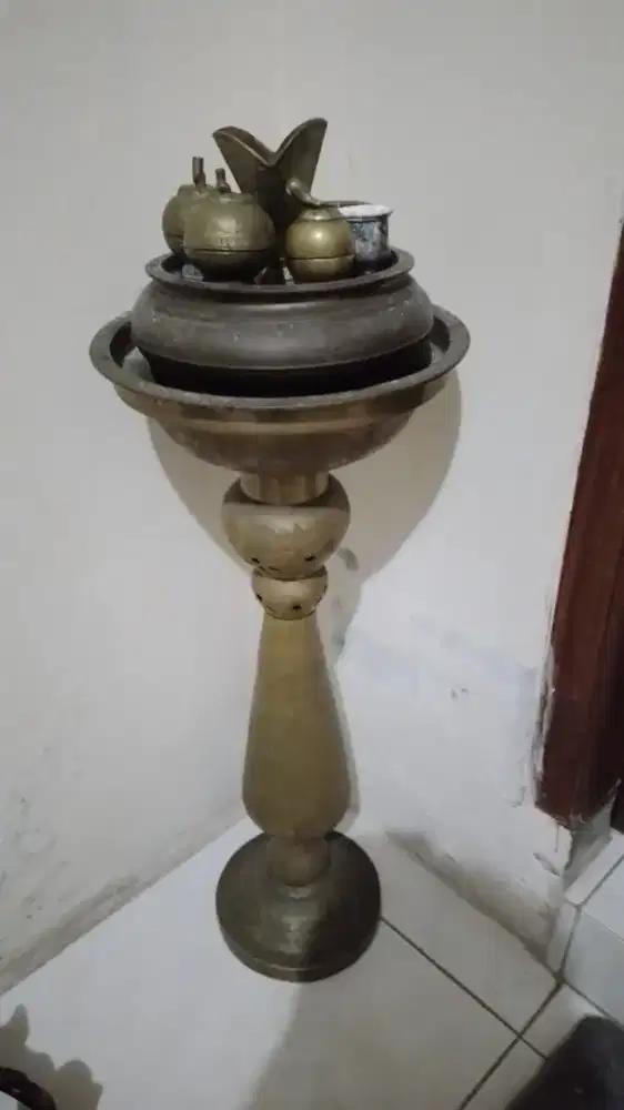 Dubang kuningan dan kinangan
