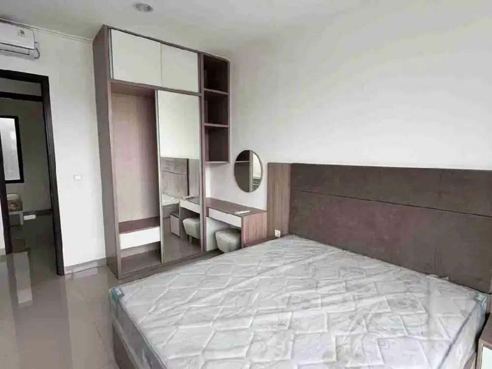 sewa rumah milenial pik2 6x15 furnished siap huni