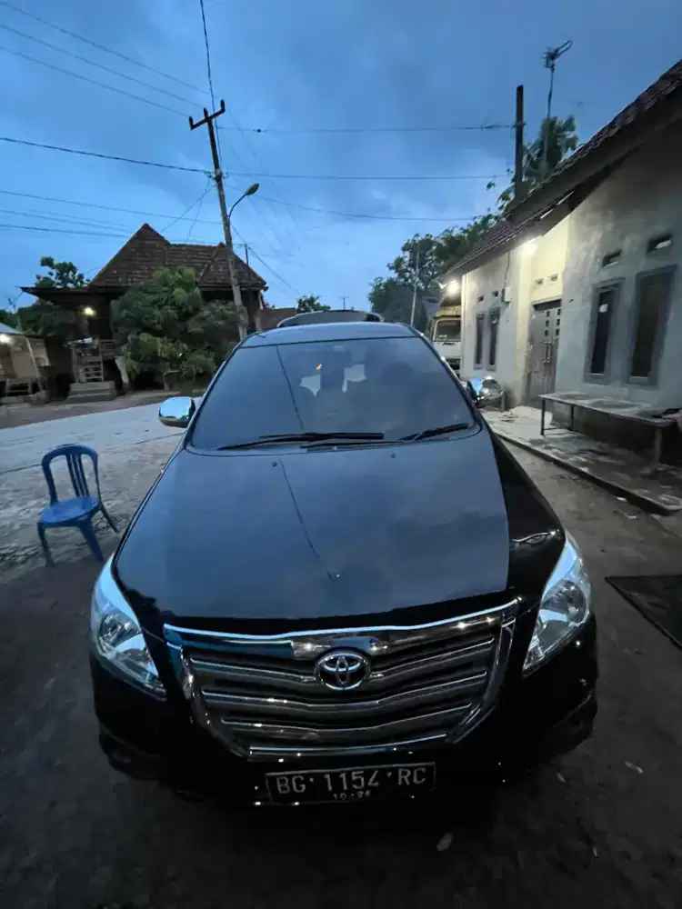 DIJUAL: Toyota Kijang Innova 2.0 G A/T 2011 (Up Model Barong)