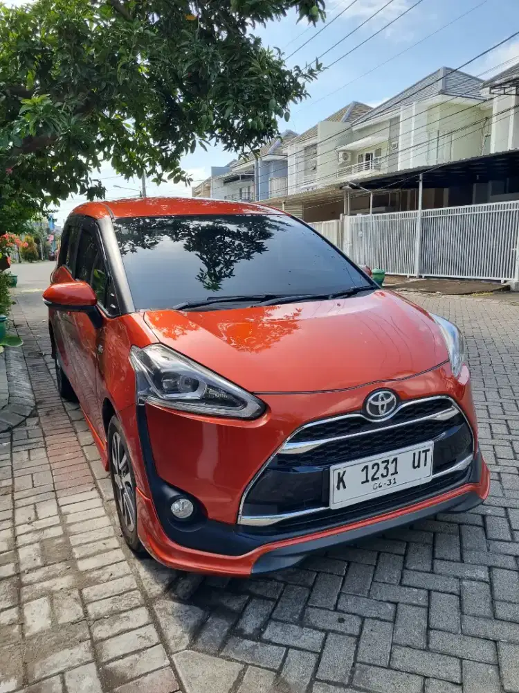 Toyota Sienta Q 2016