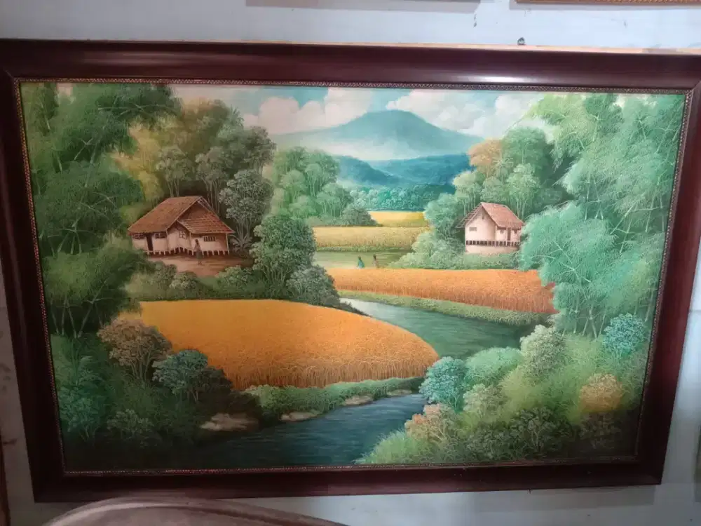 Lukisan dan bingkai kayu