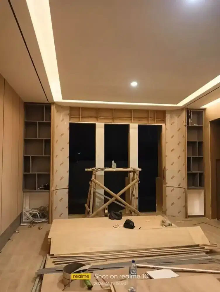 Mengerjakan interior kantor,gedung,Apartemen dll.