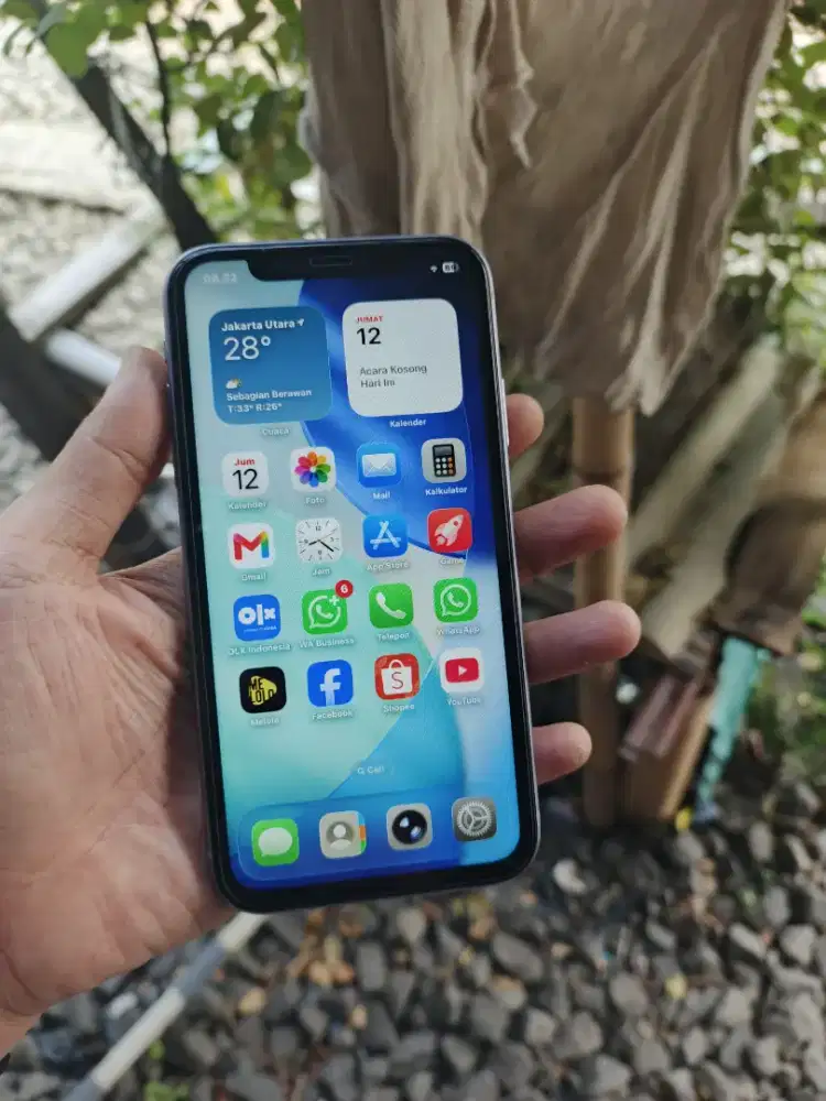 iPhone 11 128GB (Purple)
