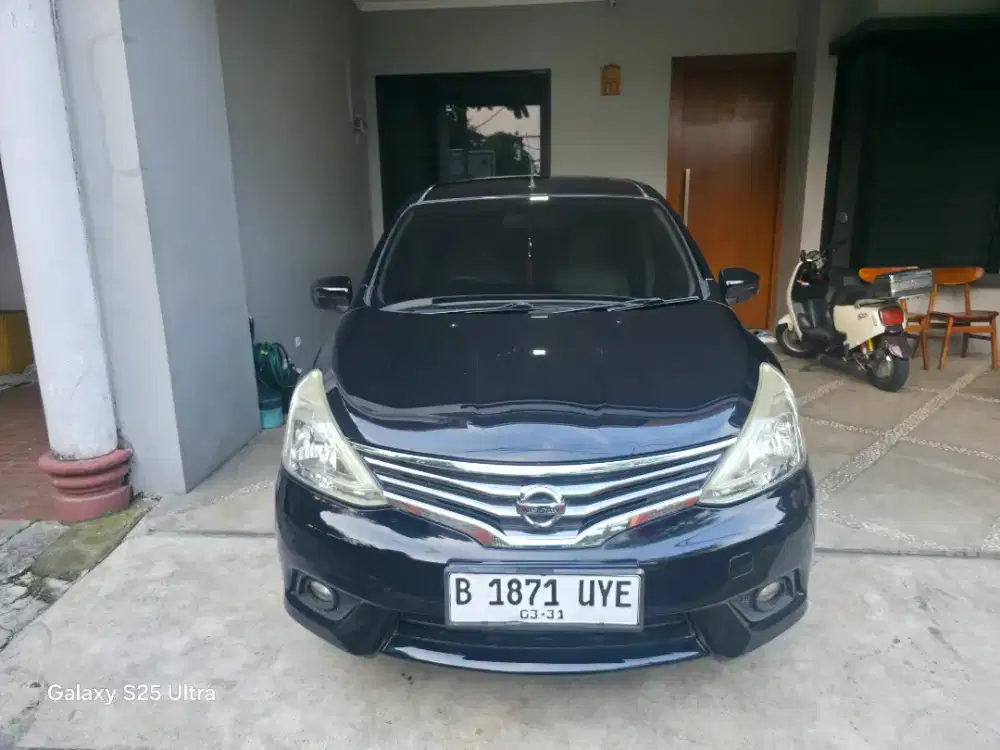 Grand livina sv at 2014 top condition