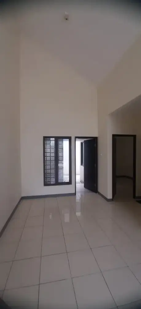 Jual Cepat dan Murah Rumah di Dalam Cluster Ebony, Harapan Indah