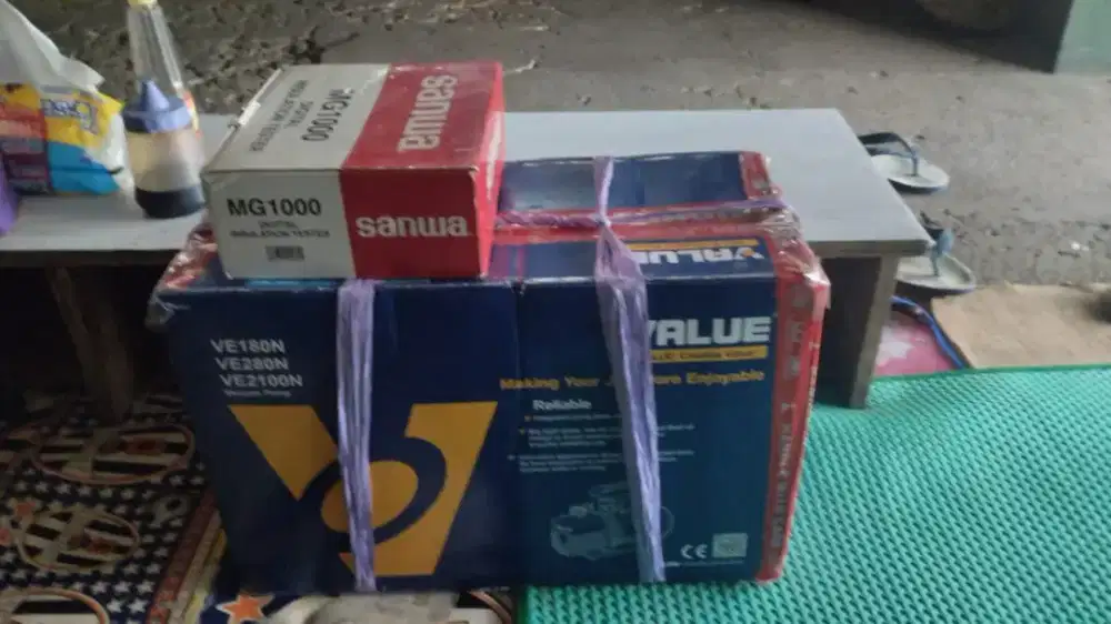 Dijual 1 paket megger test merk sanwa dan vacuum merk value 1pk