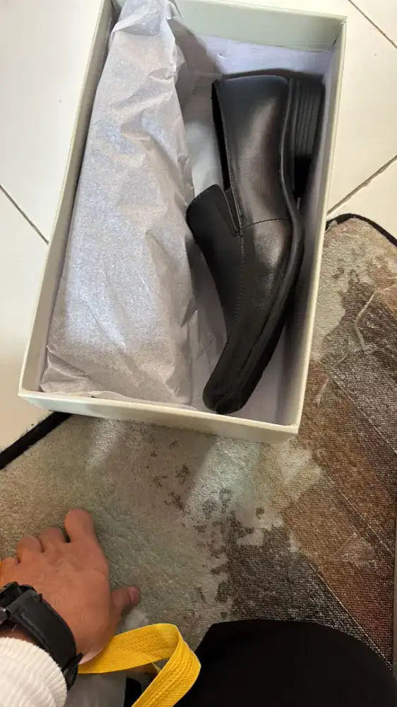 Sepatu kerja vizzano