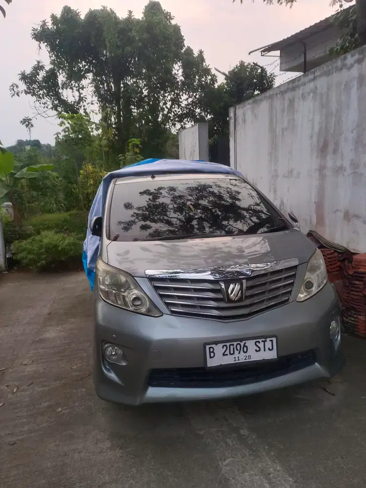 Toyota Alphard 2010 Bensin