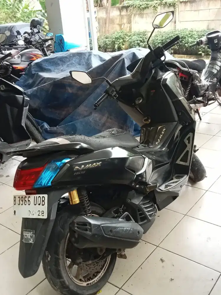 FOR SALE NMAX TAHUN 2018 SURAT SURAT LENGKAP PAJAK HIDUP PANJANG