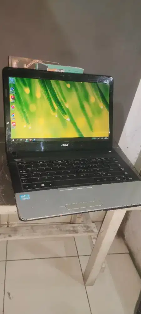 Laptop Acer Aspire Intel core i3 ram 8GB hardsk 500GB layar 14in 1.3jt