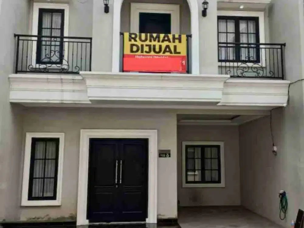 Harga Menarik!! Rumah Cantik 2,5 Lantai di Cluster Kencana Village Jagakarsa LB 137 m²
