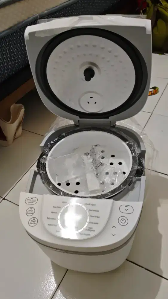 Rice cooker philips baru 1.8 liter