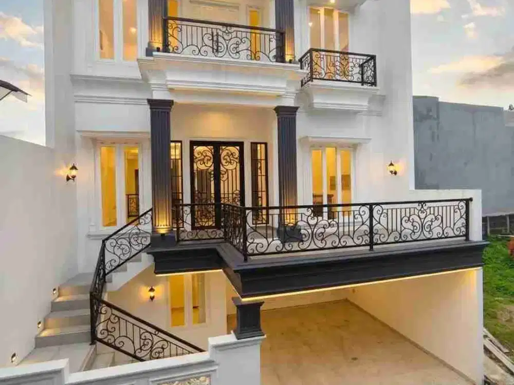 RUMAH MEWAH DALAM TOWNHOUSE AKSES JALAN UTAMA