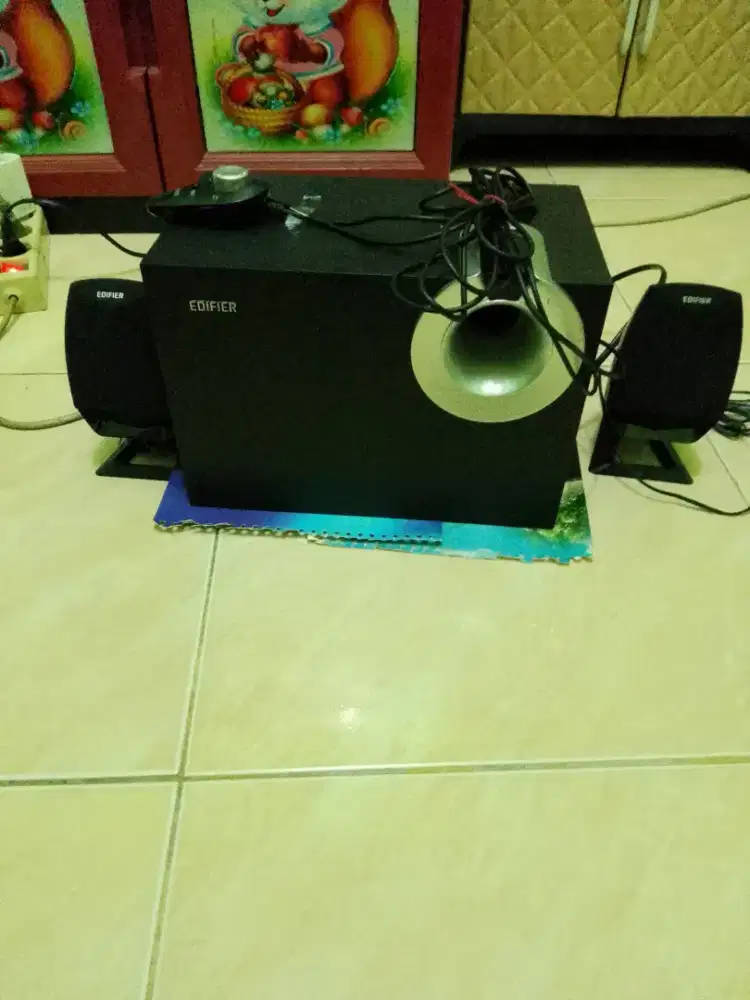 SPEAKER MUSIC MEREK EDIFIER TERBARU